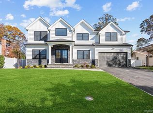 7 Otsego Place, Jericho, NY 11753