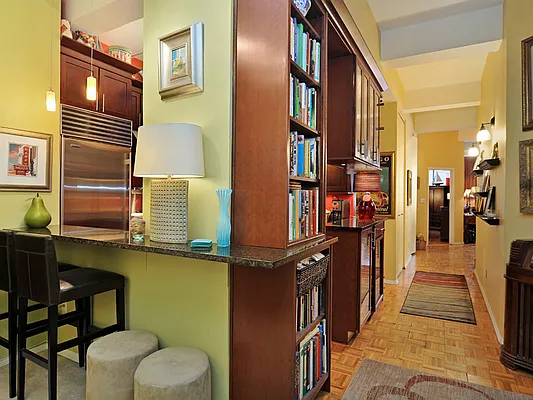 Sold by Sotheby's International Realty | media 1