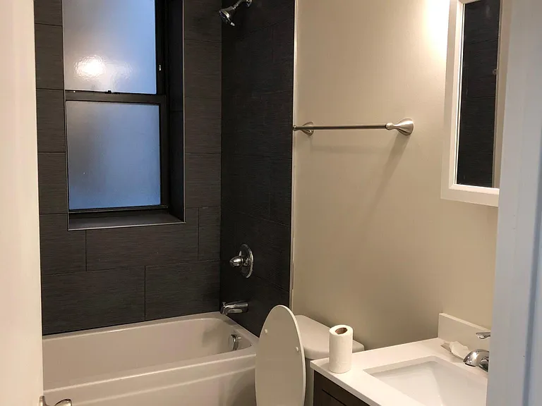 6414 S Cottage Grove Ave #2 — Photo 5