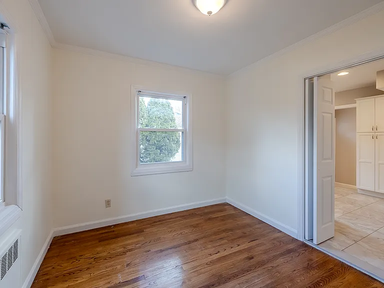 152 Charles St #1 — Photo 12