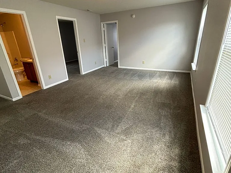 2387 Bridlewood Dr — Photo 12