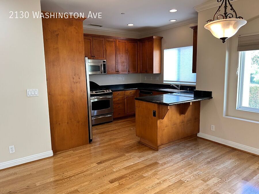 1st image of 2130 Washington Ave