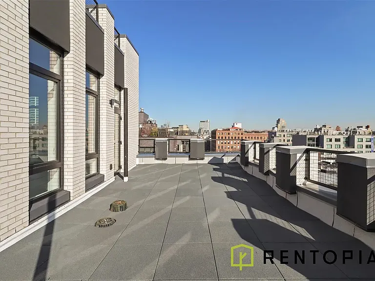 74 N 1st St #3D — Photo 11