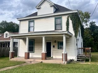 2001 Melrose Ave NW, Roanoke, VA 24017