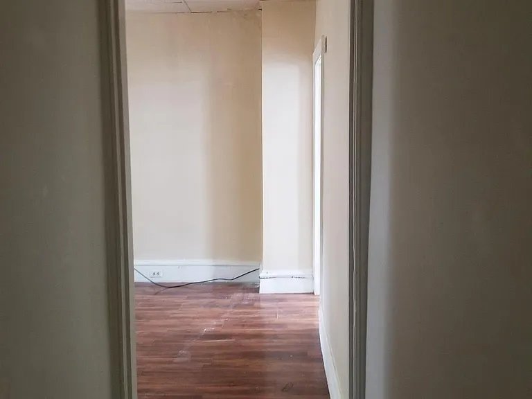 336 N 6th St #3 — Photo 7