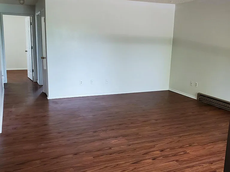 527 Washington St #2 — Photo 2
