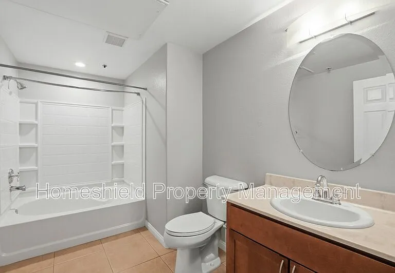 2330 1st Ave #411 — Photo 17