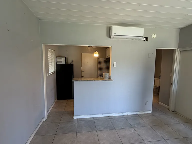 832 Riverside Pl #1 — Photo 2
