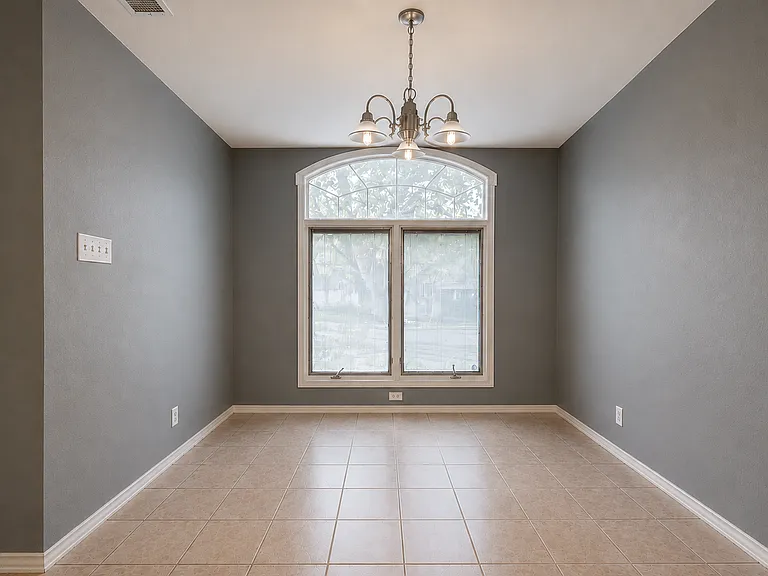 6003 Woodway Ct — Photo 3