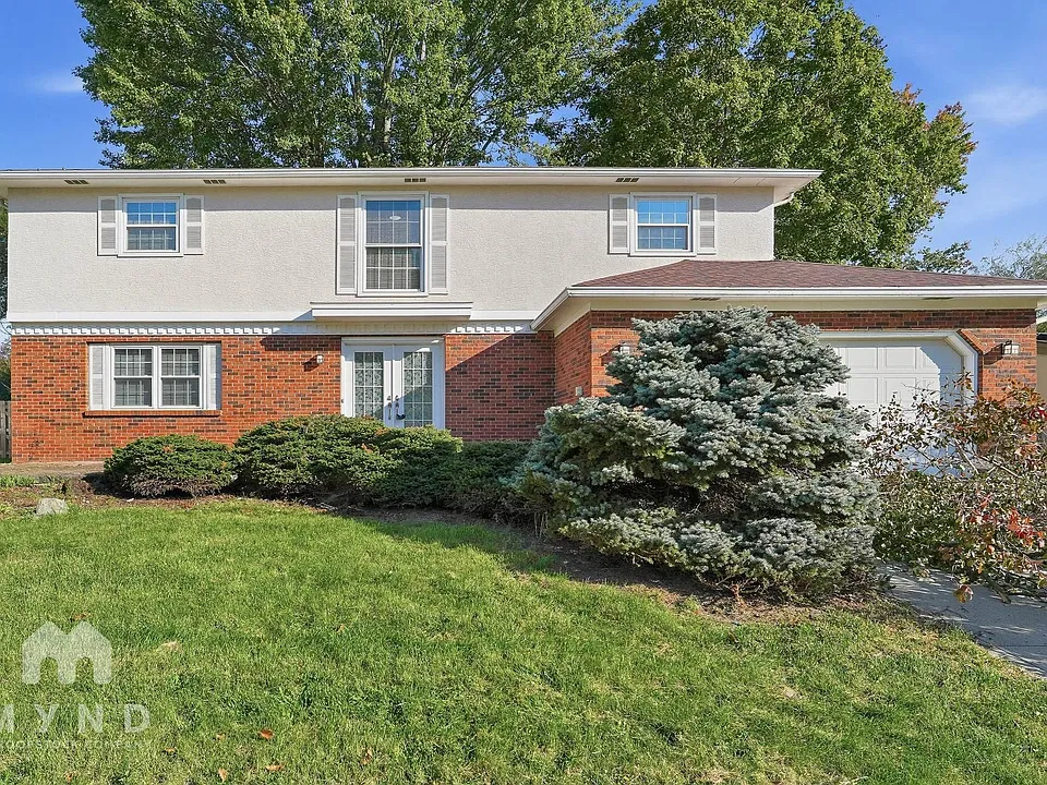 1236 Middlefield Ct