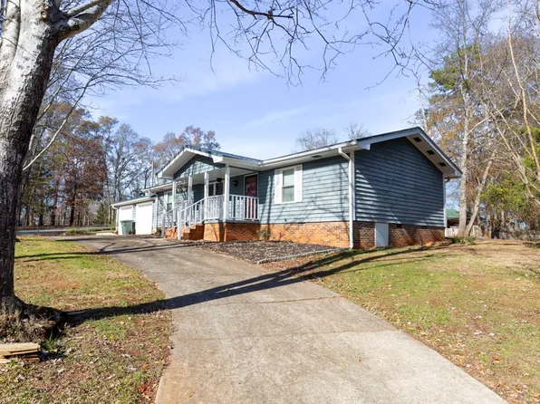 301 S Lawrence Ave, Seneca, SC 29678