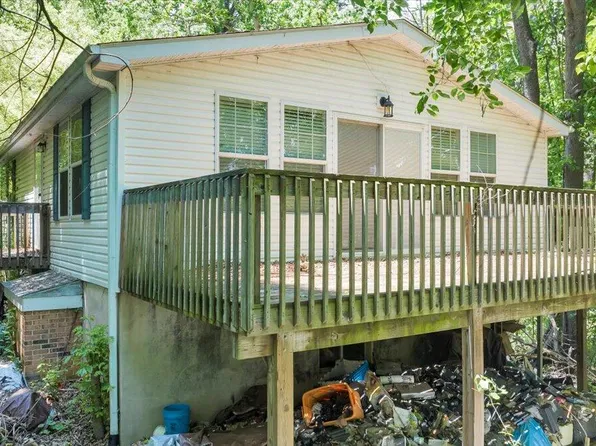 206 Hunters Trl, Troutville, VA 24175