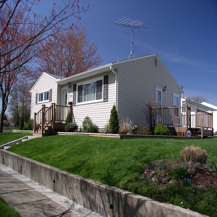 1st image of 3172 Kilarney St