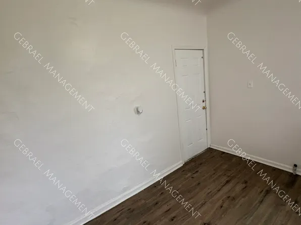 1303 Root St #1, Flint, MI 48503