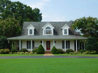 360 Shelton Dr, Savannah, TN 38372