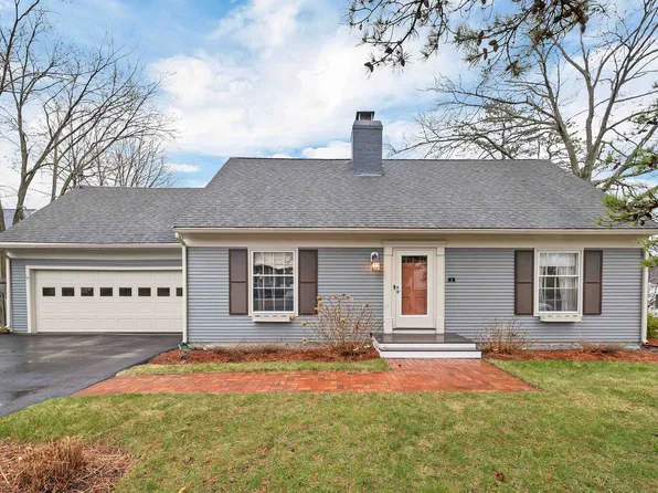 2 Pasadena Avenue, Nashua, NH 03064