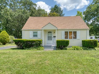 11 Belle Avenue, Enfield, CT, 06082