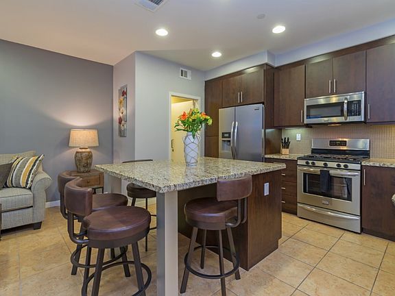 3rd image of 2118 Cosmo Way