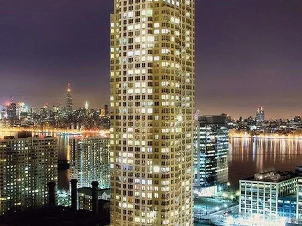 88 Morgan St APT 5301, Jersey City, NJ 07302