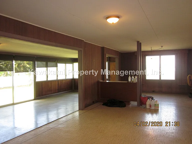 5537 Haleola St — Photo 8
