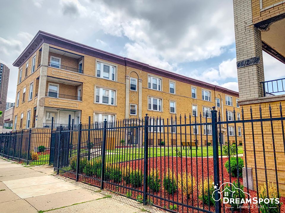 1st image of 4616 S Lake Park Ave