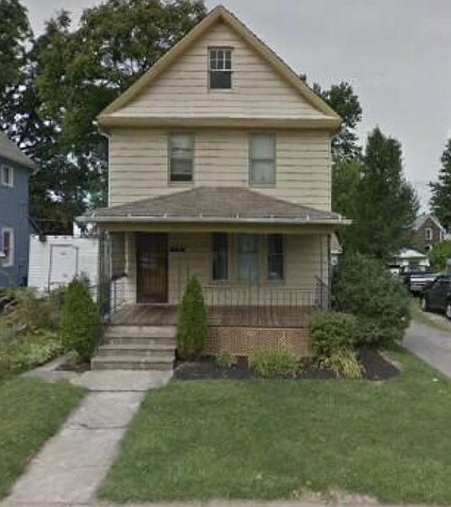 1st image of 169 Fairlawn Ave