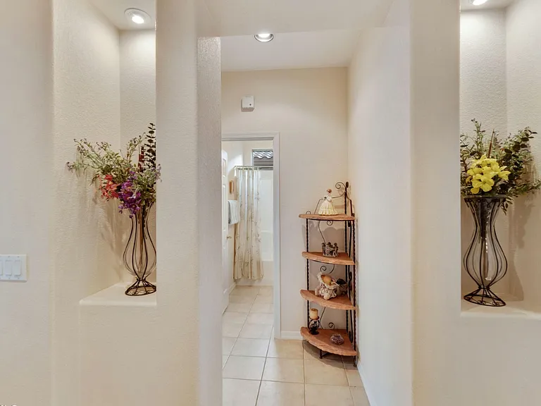 4581 E Mia Ln — Photo 16