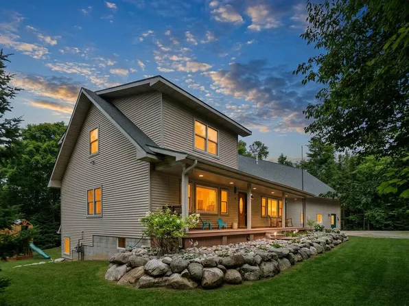 1520 Valley Dr, Mackinaw City, MI 49701