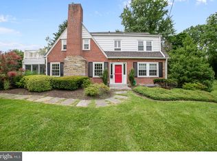 5 E Rose Valley Rd, Wallingford, PA 19086