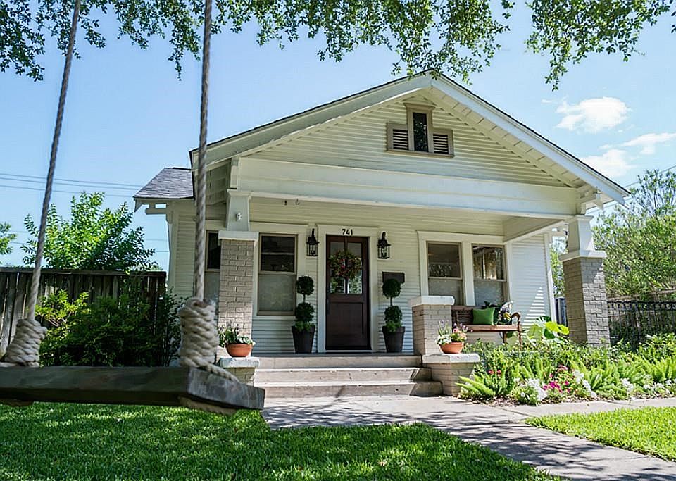 Curb appeal galore in this spacious two bedroom, two bath home.