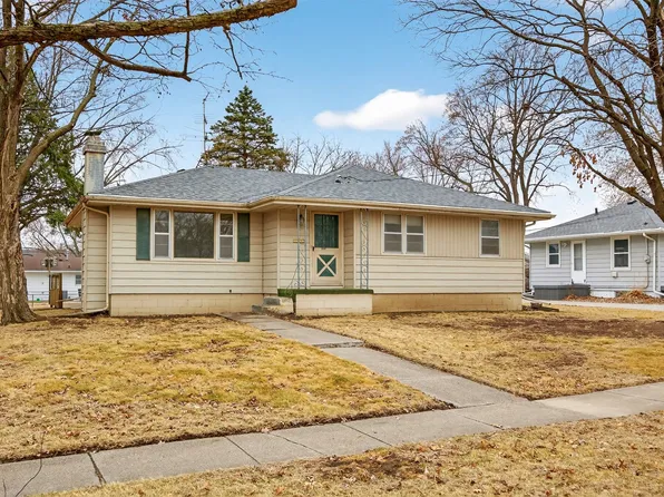 3500 Lindlavista Way, Des Moines, IA 50310