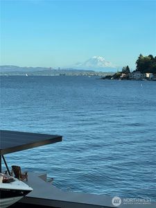 15044 Beach Drive NE, Lake Forest Park, WA, 98155