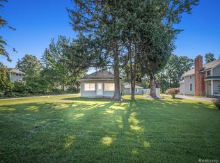 3531 Orchard Lake Rd, West Bloomfield, MI 48324