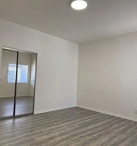 3965 Brighton Ave #1/4 — Photo 9