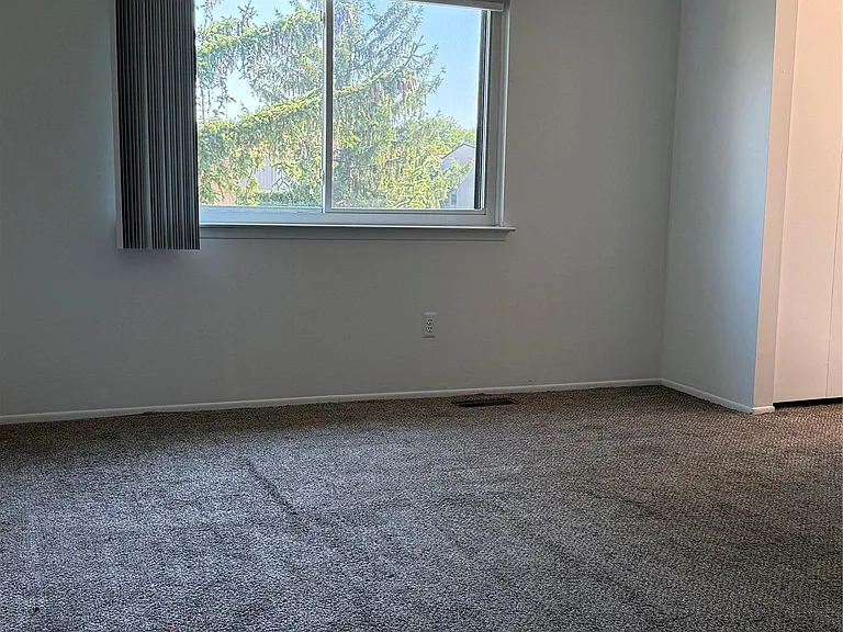 3028 Moon Lake Dr — Photo 23