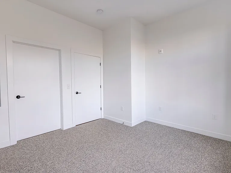 34 McDowell St — Photo 7