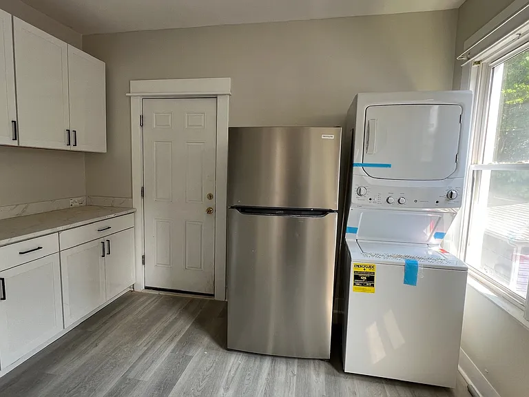 21 Sheldon Ter #2 — Photo 11