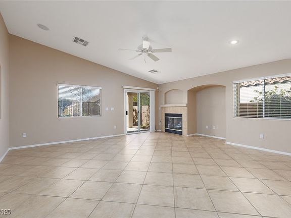 5th image of 10713 Hunter Mountain Ave