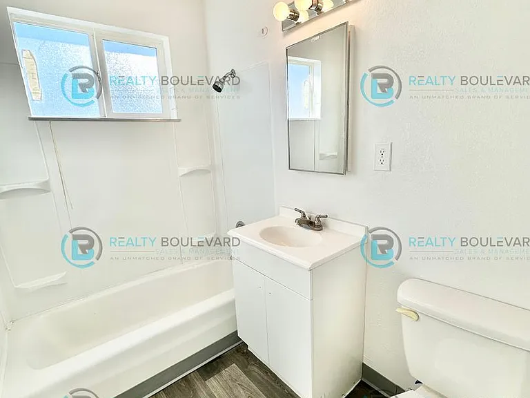 929 Willow St — Photo 10