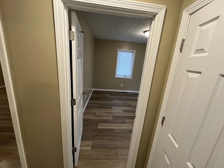 425 Paul Ave — Photo 43