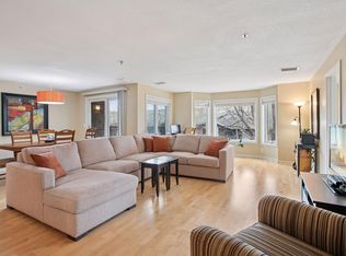 4550 Minnetonka Blvd APT 101, Saint Louis Park, MN 55416