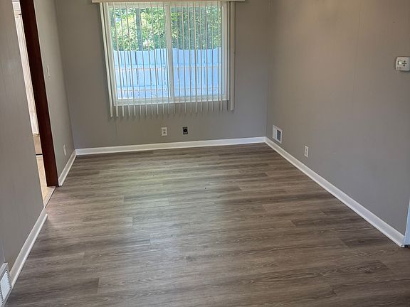 2nd image of 675 Park Ave