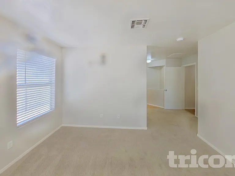 43714 W Cale Dr — Photo 6