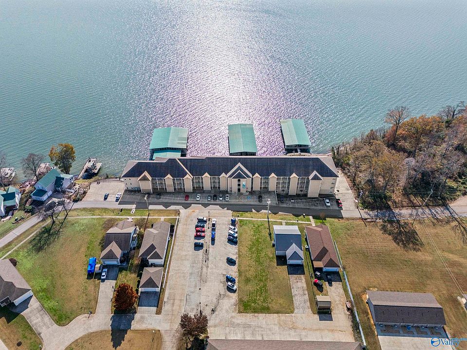 1st image of 5590 Bay Village Dr Unit 104