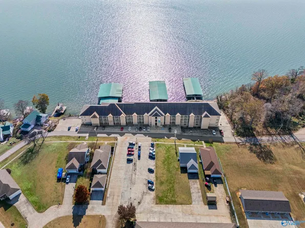 5590 Bay Village Dr Unit 104, Athens, AL 35611