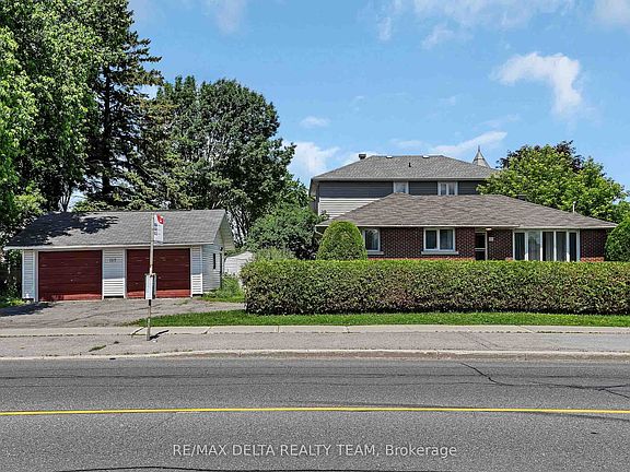 2nd image of 115 Meadowlands Dr W