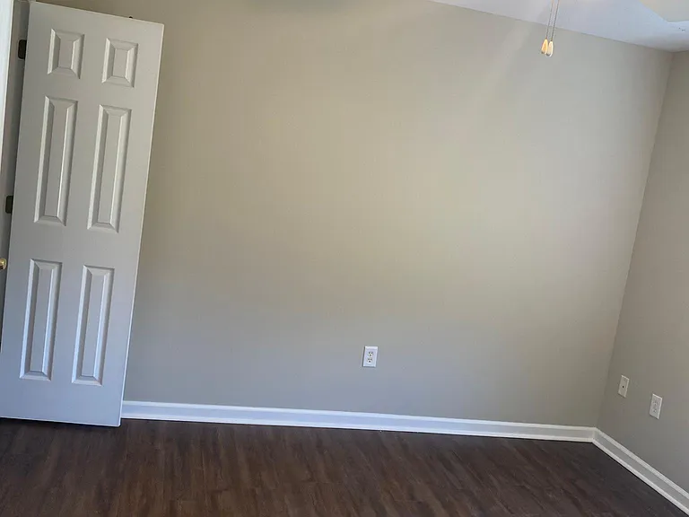 2704 Cypress St — Photo 6