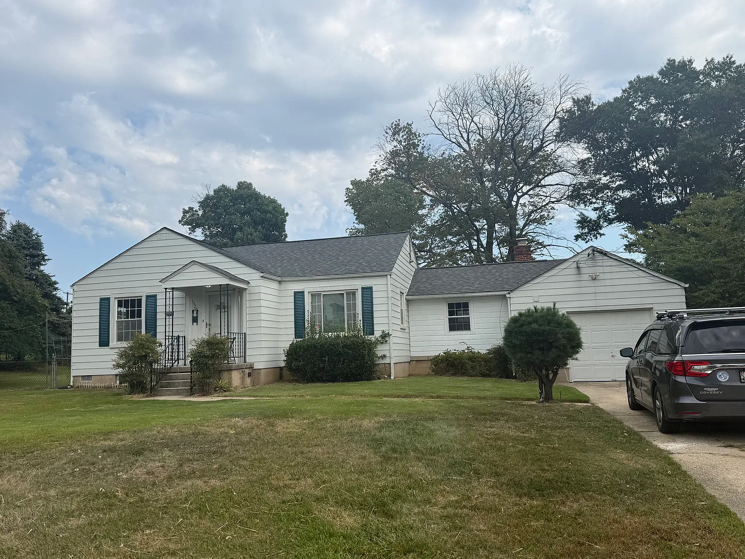3 bed, 1072 sqft, $2,700 — Photo 3