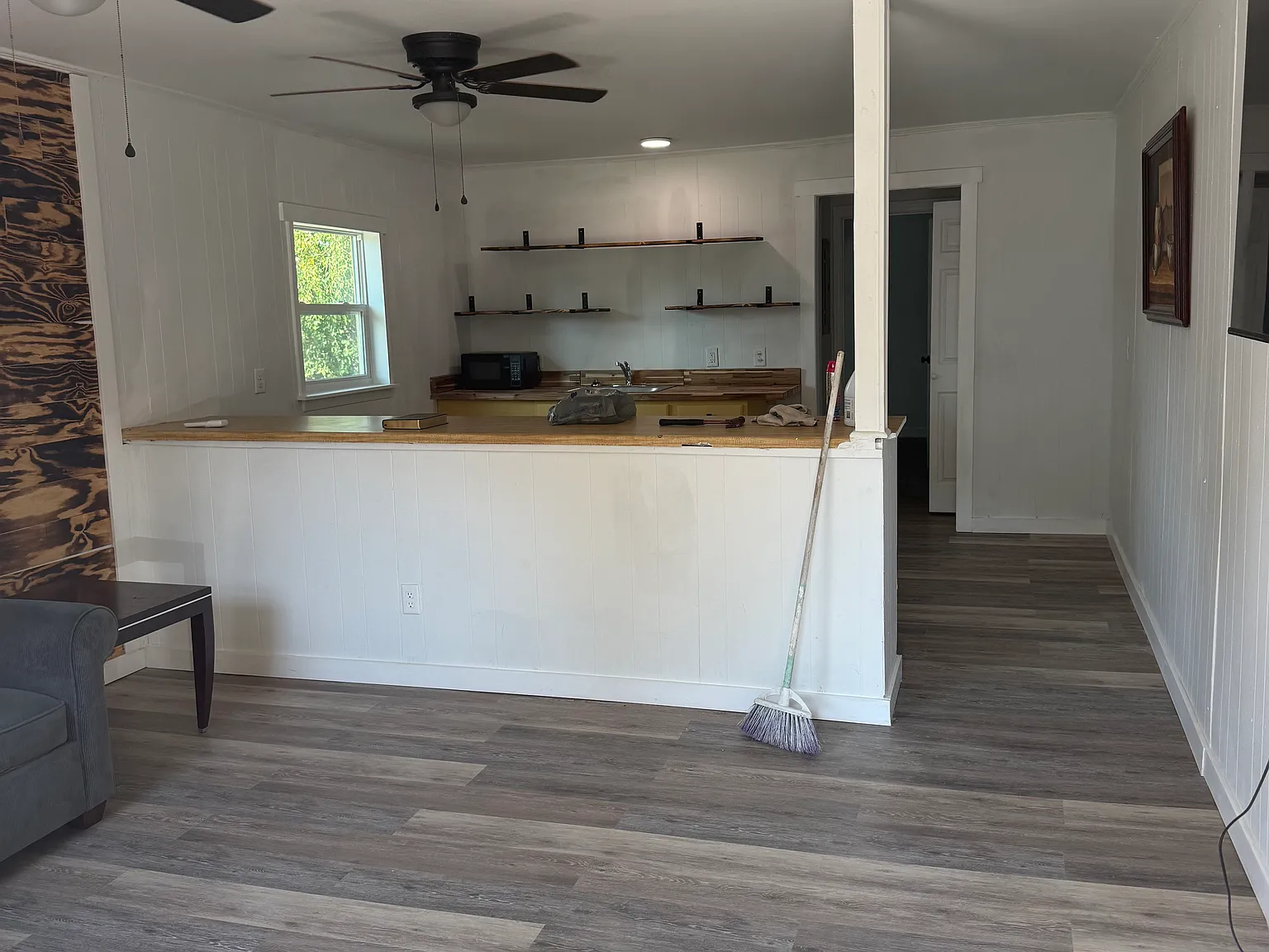 1 bed, 650 sqft, $1,050 — Photo 2