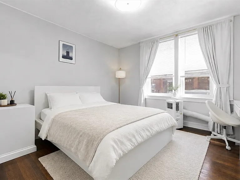 168 Endicott St #1 — Photo 5